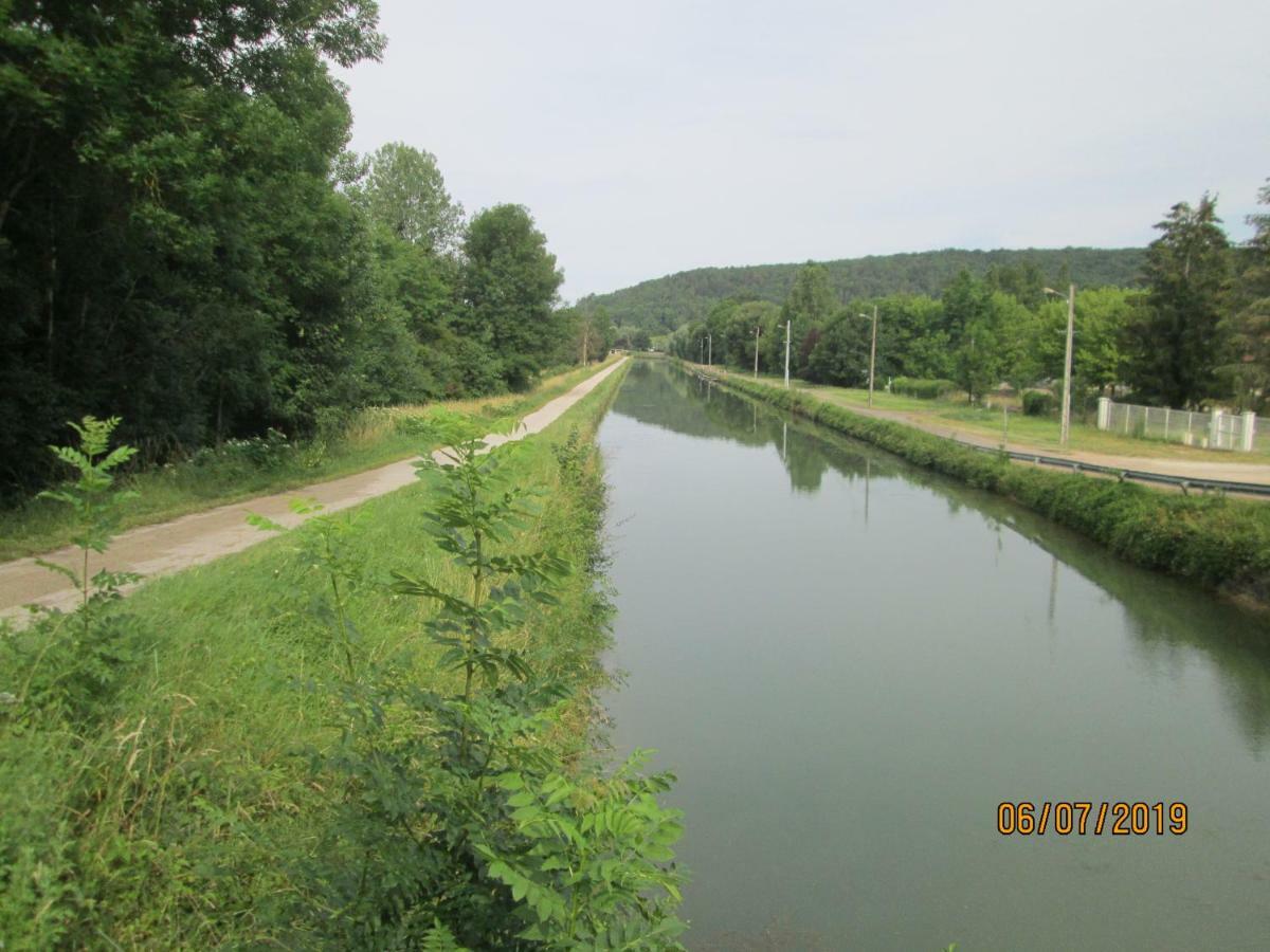 Gite A Saint-Remy Buitenkant foto
